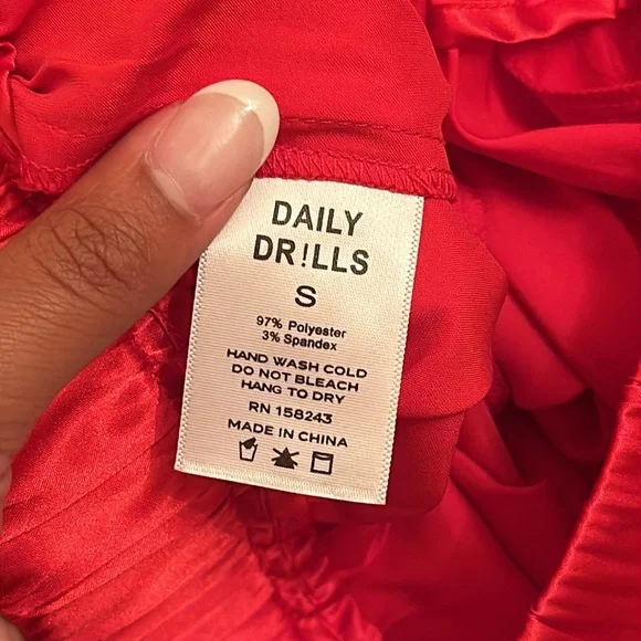 Daily Drills Silky Resort Pants - Picture 6 of 6